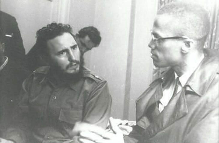 Fidel Castro and Malcolm X discussing politics and family - 1960